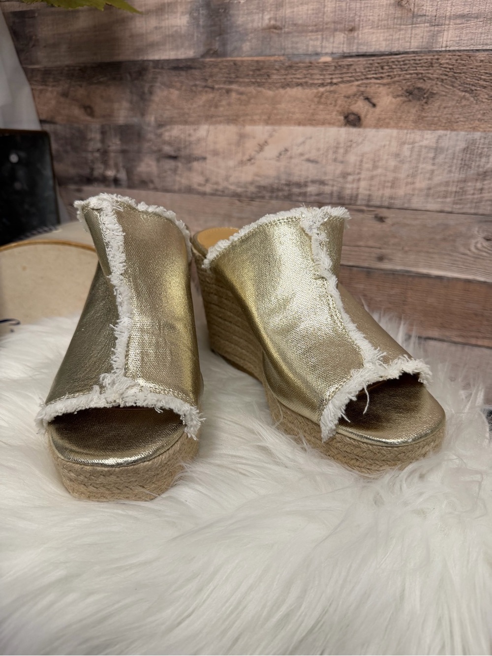 Nine-West Gold Metallic Espadrille Wedge 9